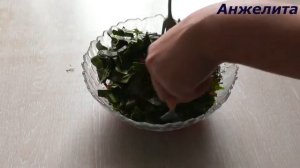 Салат с помидорами и шпинатом!
