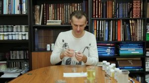 Как очистить серебряные монеты от черных пятен.mp4