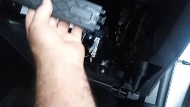 como trocar filtro de ar condicionado toyota yaris 2019