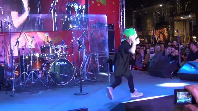 Никита Билецкий. ТРЦ Ocean Plaza, Киев, 05.12.2015. смотреть онлайн