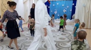 Развлечение "День Снеговика" младшая группа