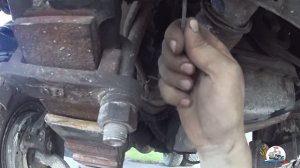 Установка пакета рессор МАЗ-5551на место. Приятные новые мелочи на него.