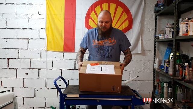 Servar Volvo 940 , Byter remmar & olja. смотреть онлайн