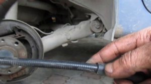 Надоело менять трос ручника?! Посмотри как увеличить ресурс ручного тормоза на автомобиле ваз!