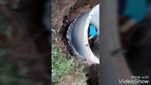 Бетонные кольца, самотёком в канаву при высоких грунтовых водах