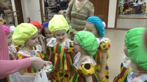 День рождения Сони. Долгожданные подарки. Выступление на новогодних концертах.