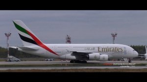 Airbus А380 на фоне споттеров. Посадка и взлет самолета-гиганта  в Домодедово.