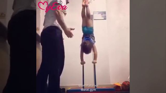 Шок! Малинкий 4-х летний мальчик такое вытворяет смотреть онлайн