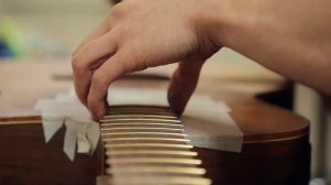 Замена ладов на акустической гитаре в гитарной мастерской FRET WORKSHOP | Павел Степанов | MuzClass