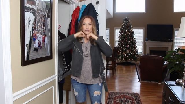 Coat Closet Clean Out | Try On | LisaSz09 смотреть онлайн