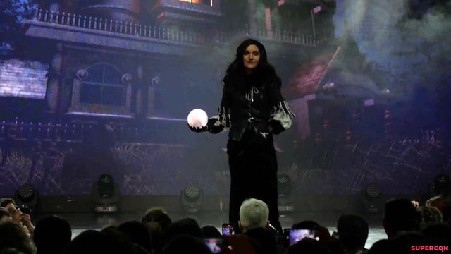 Yennefer of Vengerberg - The Witcher (Одиночное косплей дефиле) - SUPERCON: Halloween 2022 смотреть онлайн
