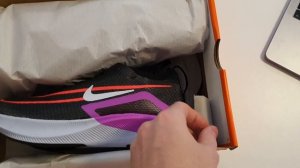Распаковка и обзор кроссовок Nike Zoom Fly 4.