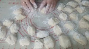 Жареные пирожки с яблоками. Молочная сыворотка, а что можно приготовить дома