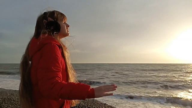 НАШ КРАЙ — РОССИЯ! Песня Ярославы Дегтярёвой в исполнении Мэриэллы. Кавер/cover by Mariella. смотреть онлайн