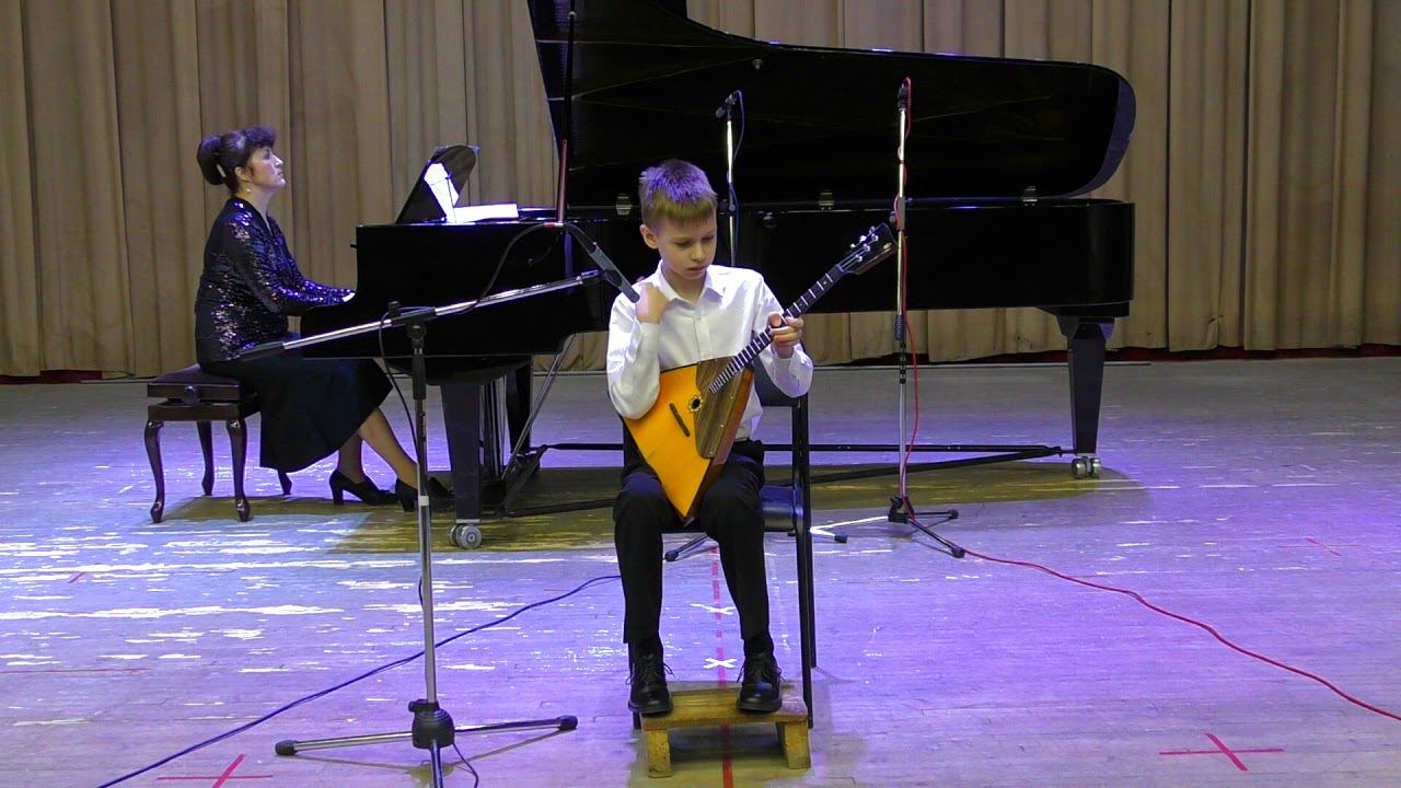 Денис Кузнецов (балалайка). Климовская ДМШ смотреть онлайн