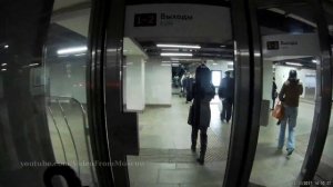Станция метро "Кожуховская",  выход //  14 ноября 2017