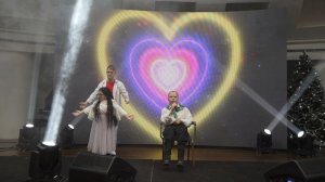 «Пусть миром правит любовь»