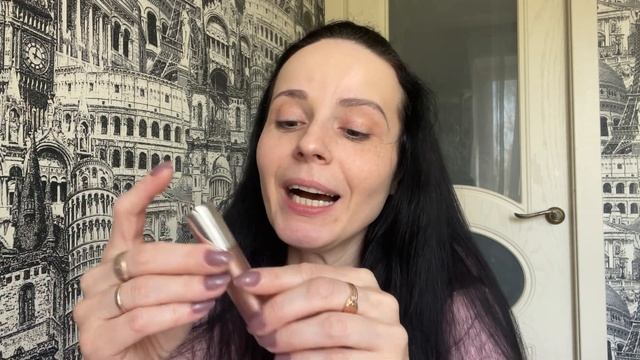 Посылка из Золотого яблока. Тени 11 и тональный крем Shik
