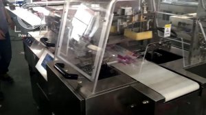 Упаковка грибов в лотках на горизонтальной упаковочной машине 600W
