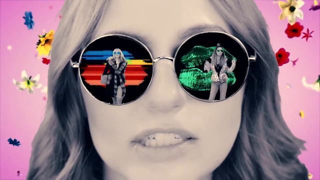 ЧИЛИ В черных очках 1080HD смотреть онлайн