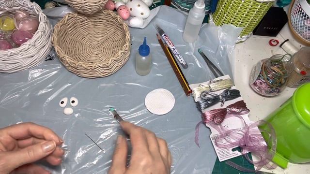 Пасхальные зайчики/ручная работа/глазки для зайки/ручная работа/Handarbeit/Osterhase смотреть онлайн