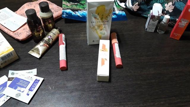 ?Распаковка посылки от Ив Роше ???       #распаковка #ивроше#парфюмы #ароматы #коллекцияароматов
