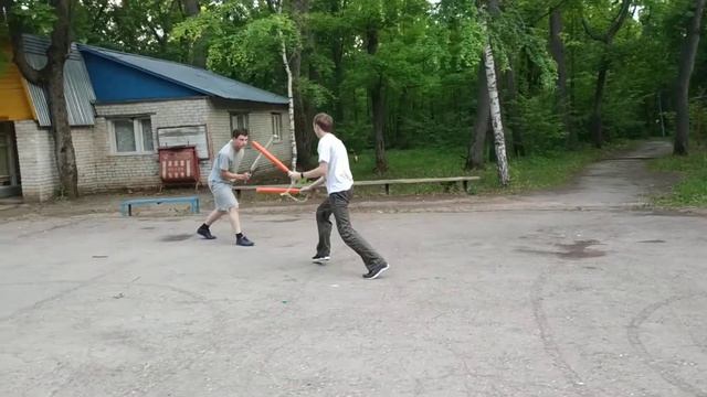 Евгений Голубовский vs Дмитрий Латухин. Новое странное оружие! смотреть онлайн