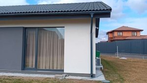 Дом из газобетона Д600 200мм утеплён фасадным пенопластом ППС16ф по технологии СФТК Мокрый Фасад