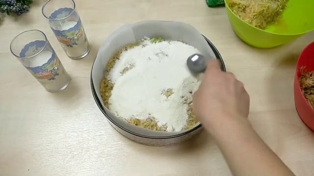 БЕЗ ВОДЫ! НАСЫПНОЙ ГРУШЕВО-ЯБЛОЧНЫЙ ПИРОГ! ЭКОНОМИМ ВРЕМЯ смотреть онлайн