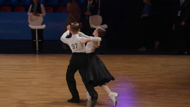 "В РИТМАХ ЛЕТА 2023" спортивные танцы. Дети 2 (10-11 лет) Финал, стандарт