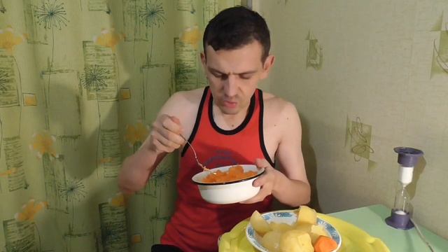 ЖРУ ВАРЕНУЮ КАРТОШКУ С МОРКОВЬЮ ПО РУССКИ