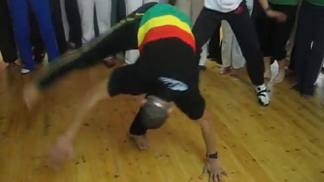 10 years Cordao de ouro London Dragao e C.mestre Baiano (Cdo) смотреть онлайн