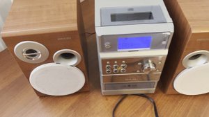Музыкальный центр Philips MCM 390/22 Hi-Fi