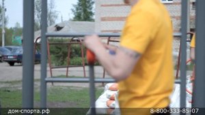 Установка уличных турников и брусьев