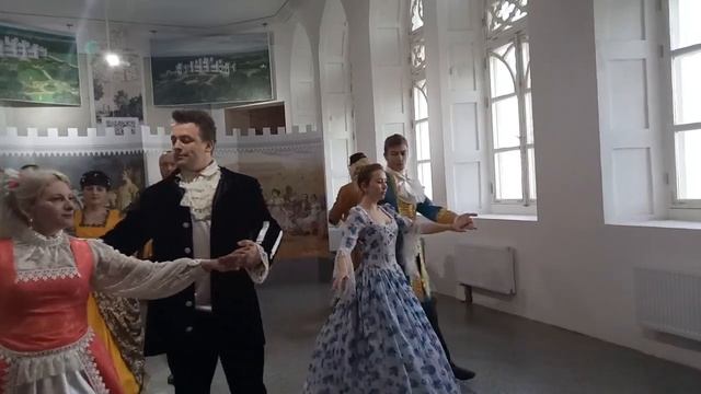 Коссовский замок.Так танцевали на балу. смотреть онлайн