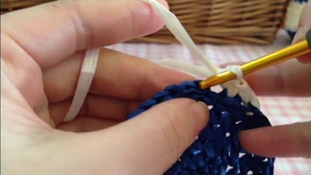 かぎ針で編むﾍﾟｯﾄﾎﾞﾄﾙﾎﾙﾀﾞｰ（drink　holder）の編み方☆Crochet☆鉤針入門 смотреть онлайн