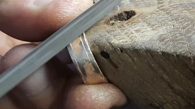 Изготовил кольцо в сочетании красного и белого золота смотреть онлайн