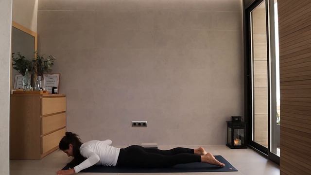 СИЛА и ГИБКОСТЬ СПИНЫ - СТАРТ 30 Неделя 3 - RunAway Yoga смотреть онлайн