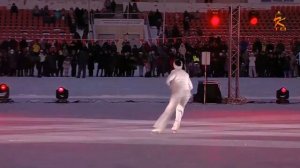ЖЕНЯ МЕДВЕДЕВА. Увидеть выступление ГЕНИАЛЬНОЙ ОДИНОЧНИЦЫ в январский морозный вечер...