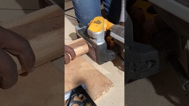 How we use our belt sander. смотреть онлайн
