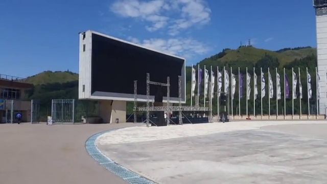 VLOG Алматы: Парень на параплане чуть не разбился / Медео смотреть онлайн