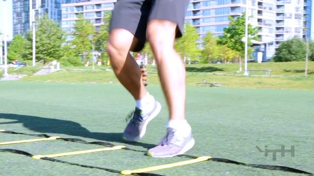 In-In-Out-Out Lateral | Foot Speed Ladder Drill смотреть онлайн