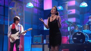 Jeff Beck with Imelda May - Walking In The Sand