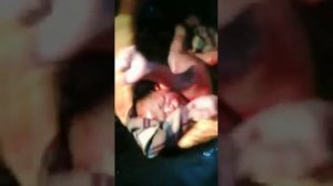 Perjuangan ibu kita melahirkan