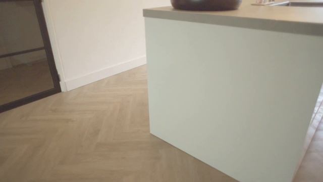 Product spotlight: Visgraat PVC - onbehandeld eiken смотреть онлайн