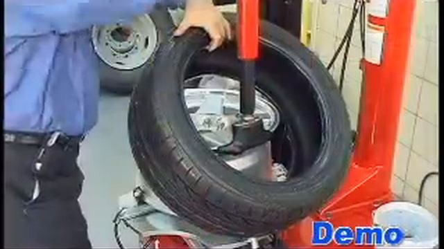 Шиномонтажный станок HUNTER TCX 500-505 смотреть онлайн