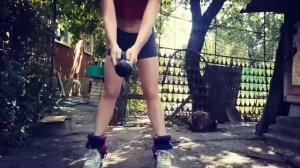 Тренировка с утяжелителями для ног. Обзор утяжелителей для рук и ног.