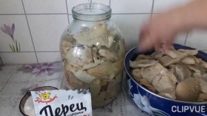 ГРУЗДИ  СЫРЫЕ .. ОДИН  ИЗ  СПОСОБОВ  ЗАСОЛКИ.