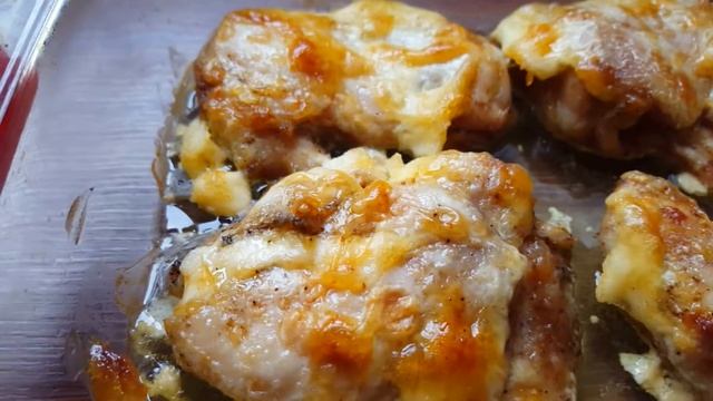 Шикарная запеченая курочка - быстрый рецепт / Tasty chiken bake смотреть онлайн