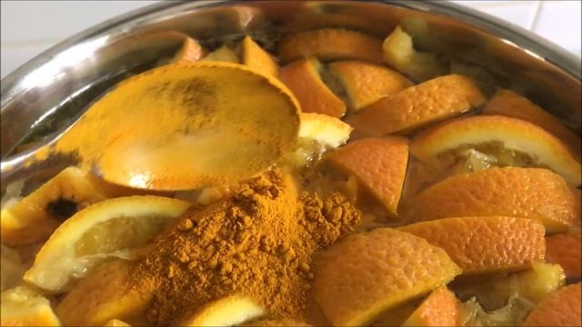 177. Освежающий напиток из апельсинов с натуральным соком, медом и куркумой.